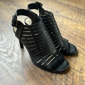 Womens Vince Camuto VP-Jaxline Caged Leather Stiletto Heels, Black Size 6.5